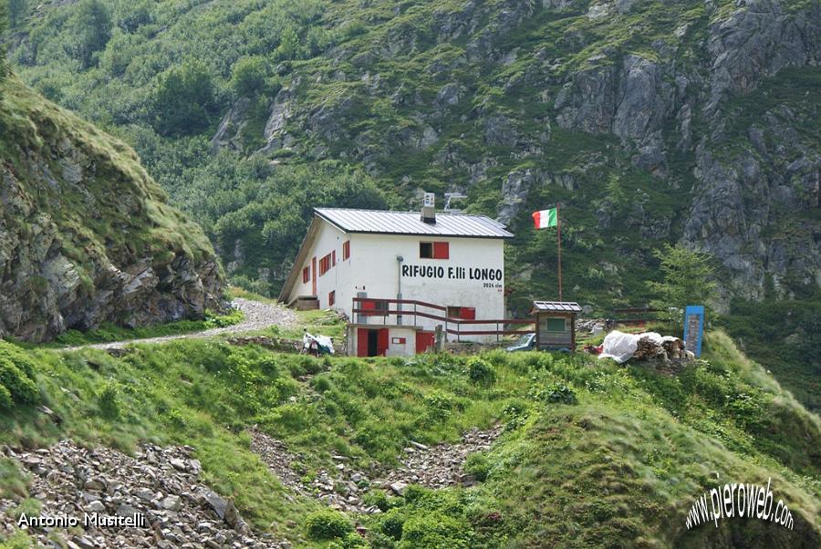 8 Rifugio Longo.jpg